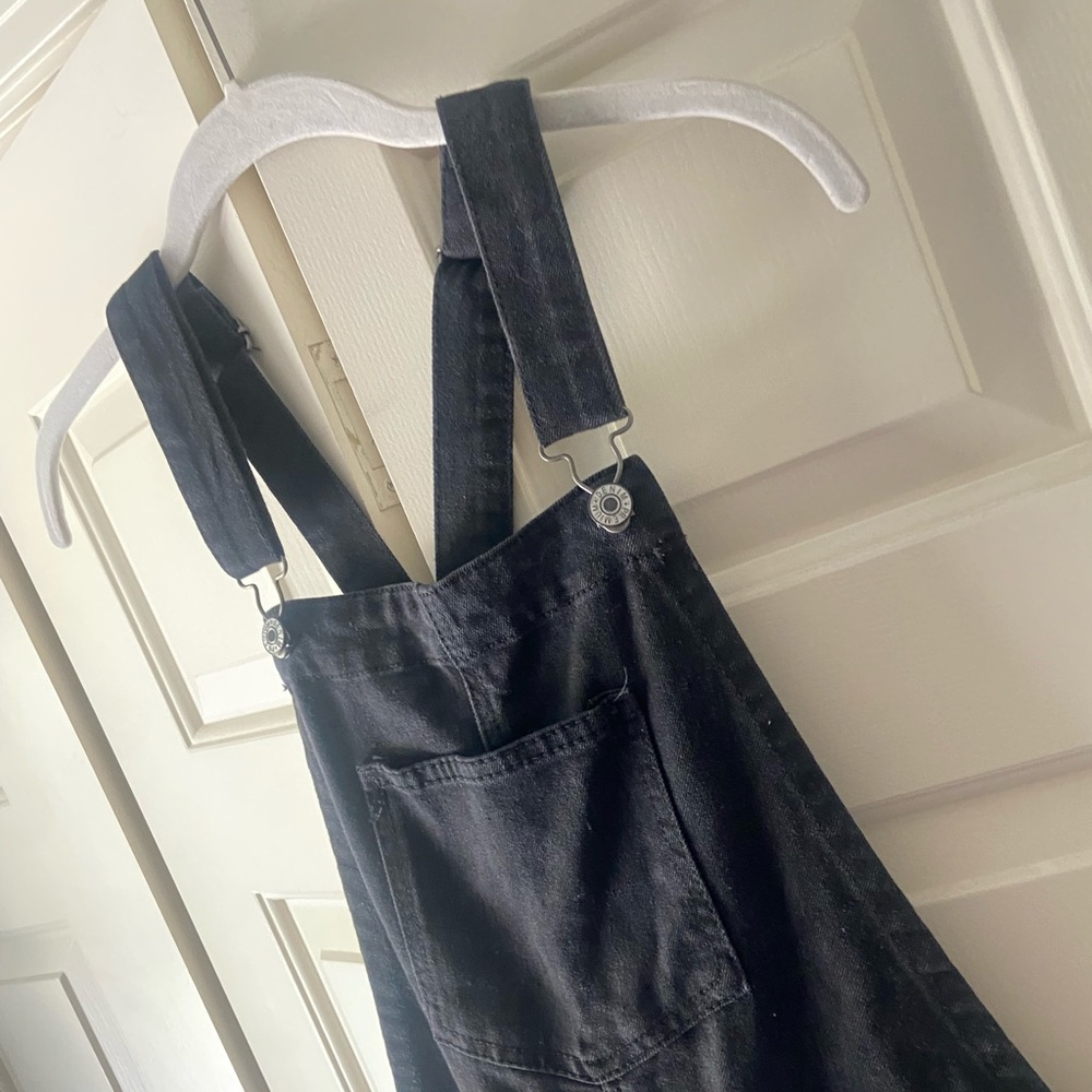 NWT love tree denim distressed over all’s